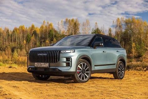 Обзор Jaecoo J7: что скрывается за брутальной внешностью